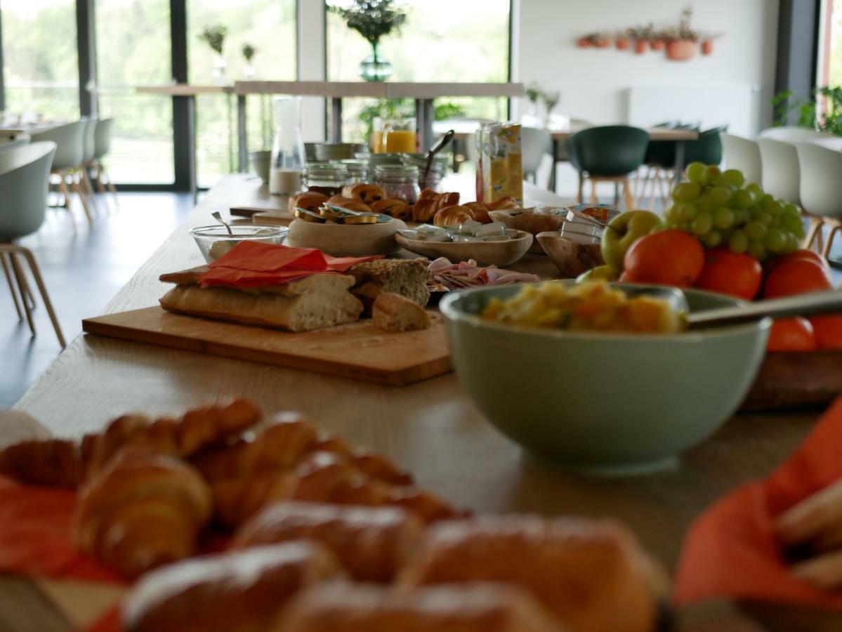 Off Hotel Wavre Ngoại thất bức ảnh